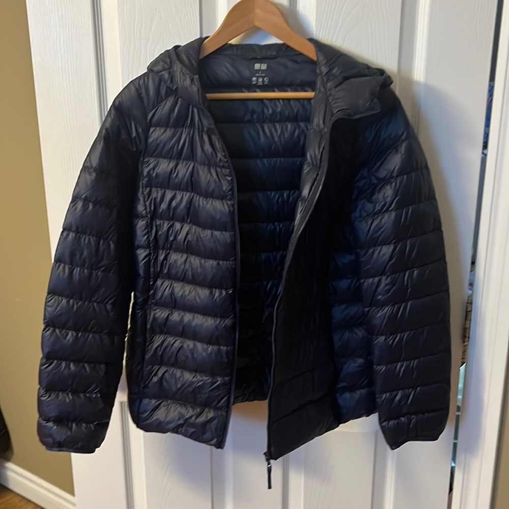 Navy blue light weight puffer coat